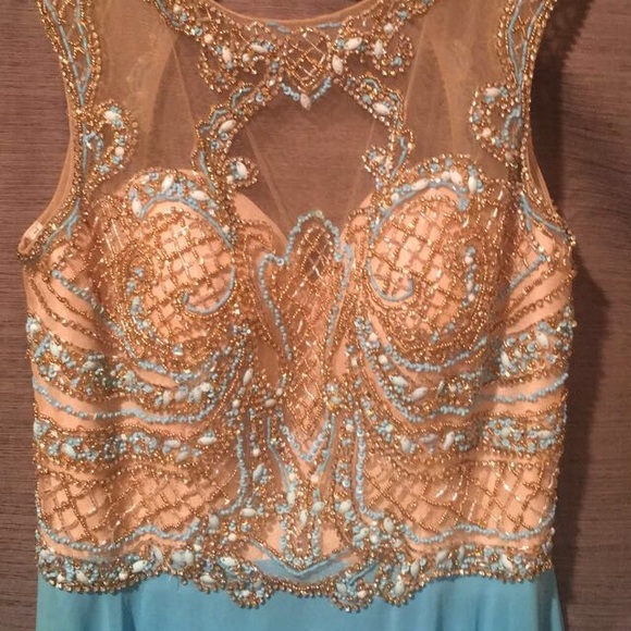 Sherri Hill Prom Dress - Picture 2 of 7